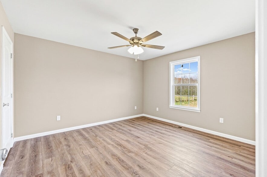 Building Photo - 5445 Window Cliff Rd