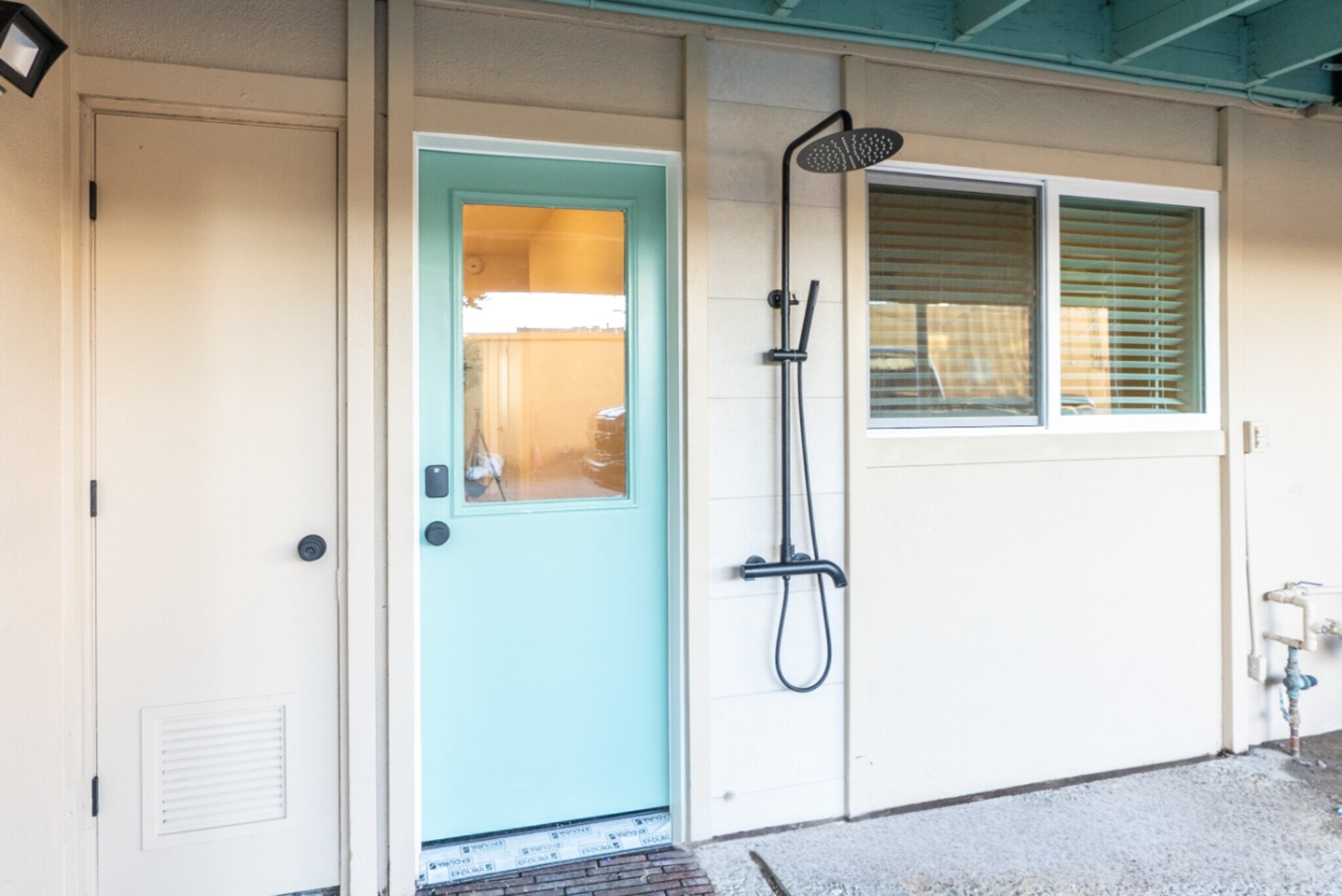 Building Photo - 112 Marina Ave