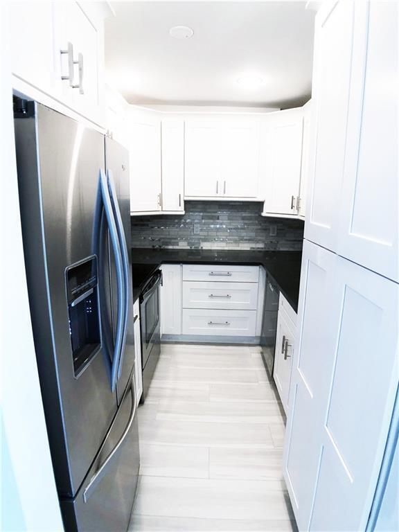 Building Photo - 6521 Bay Club Dr