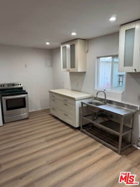 Building Photo - 4908 Fort Tejon Rd