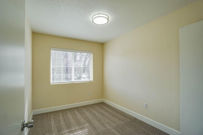 Floorplan - Village at Pine Street