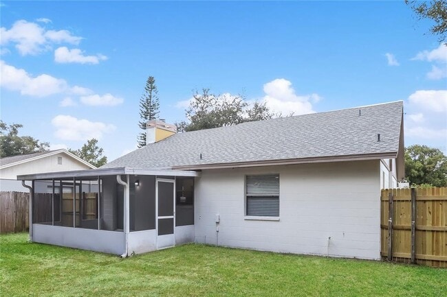 Building Photo - 834 Cinnamon Dr