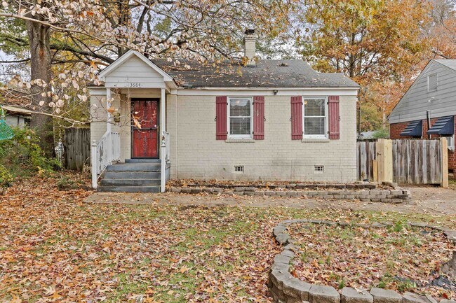 Building Photo - 3684 Marion Ave