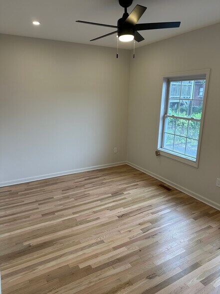 Bedroom 2 - 10 Henry St