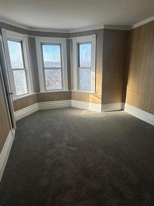 Building Photo - 1932 Beech St