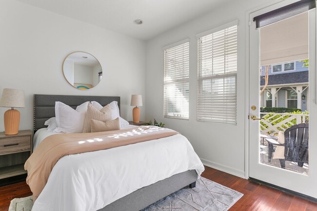 Building Photo - Tri-level Home in Ladera Ranch, now available!