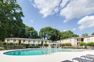 Building Photo - Montecito West