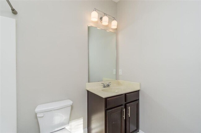 Building Photo - 2256 Tenor Ln