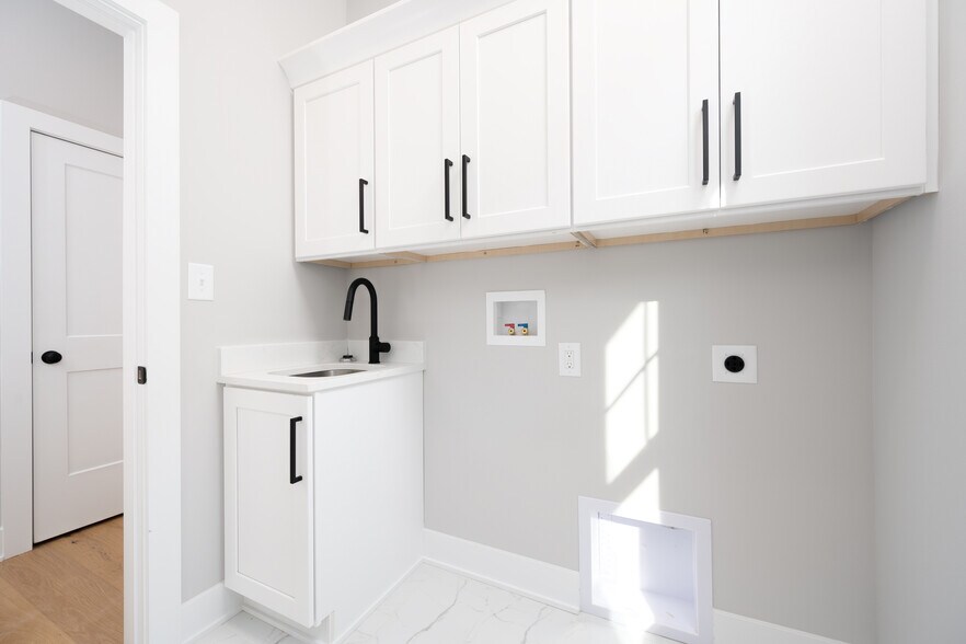 Building Photo - 106 Lincolns Way