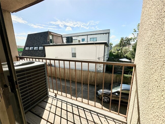 Building Photo - 2607 Rice Boulevard