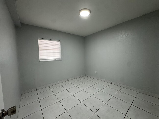 Building Photo - 3540 NW 95th Terrace