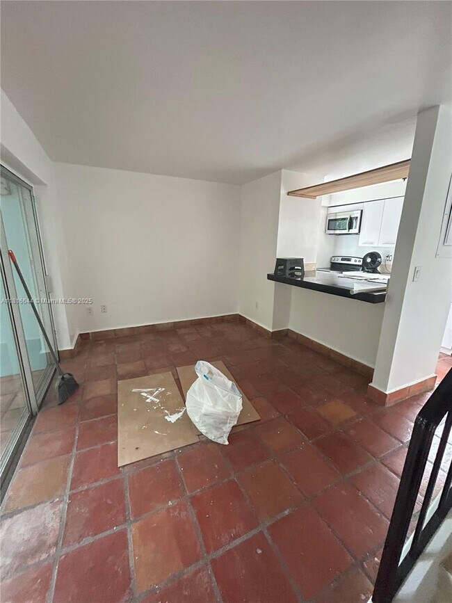 Building Photo - 3549 Loquat Ave