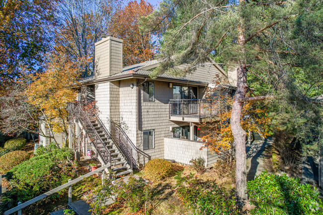 Primary Photo - Kingsgate Park Condominiums