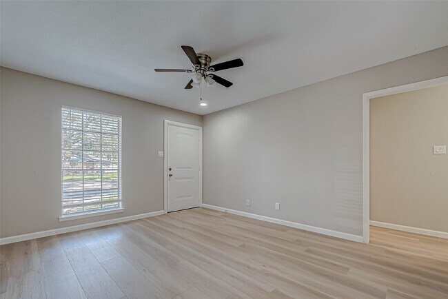 Building Photo - 7315 Housman