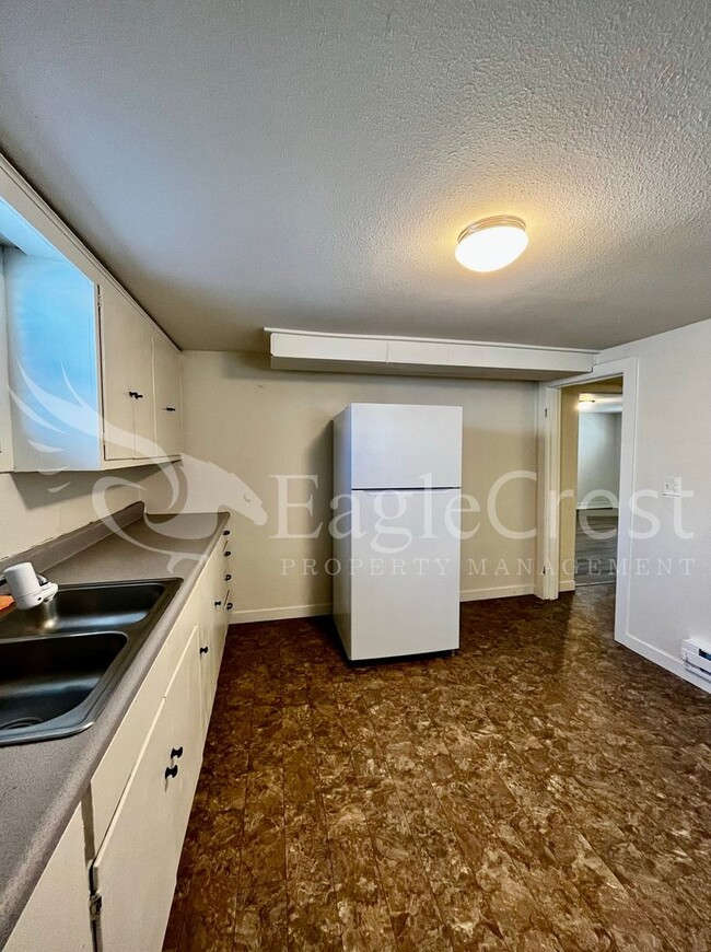 Building Photo - 1589ALDER