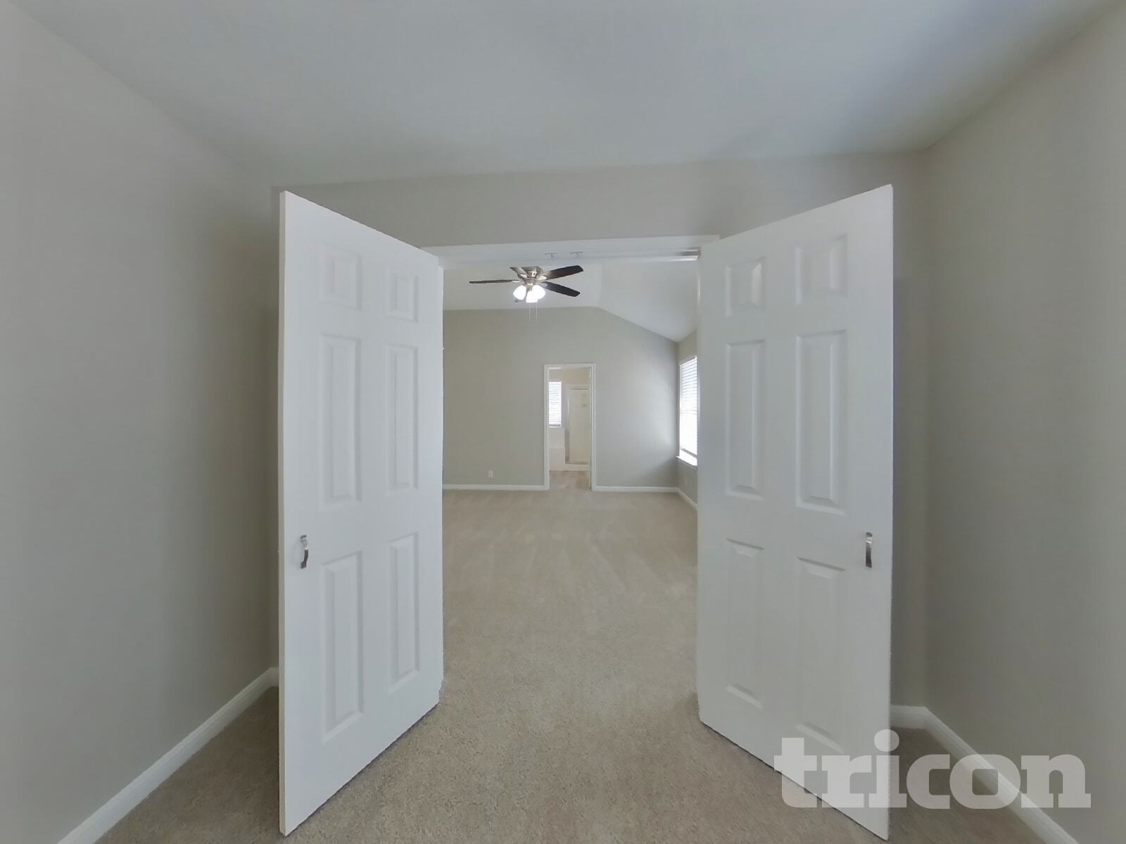 Building Photo - 4842 Dahlia Terrace