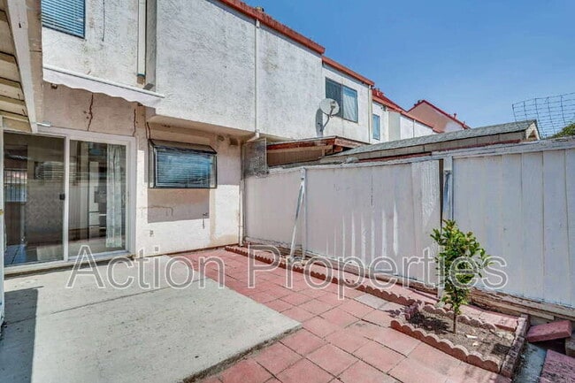 Building Photo - 4010 Shanj Ct