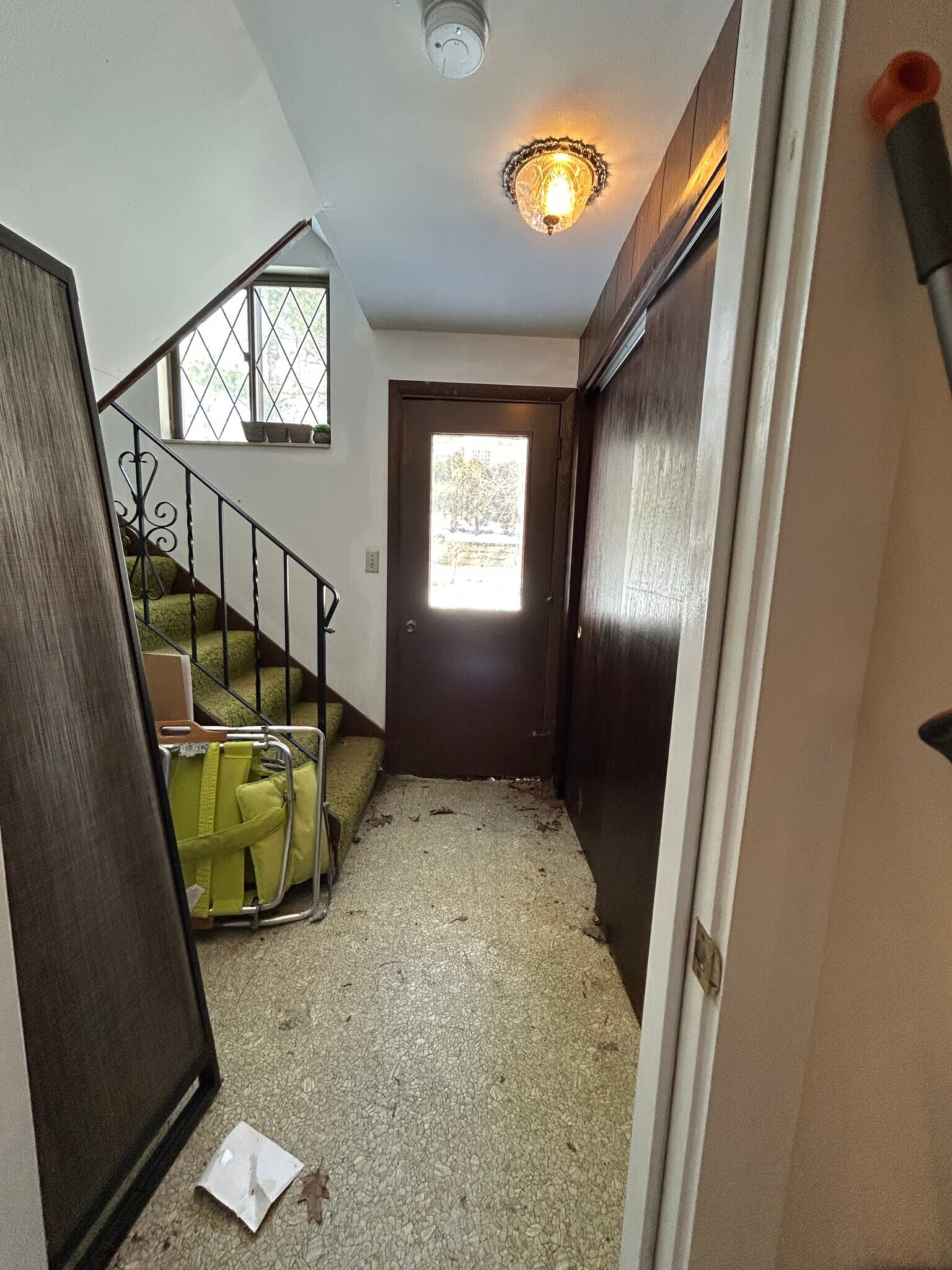 Building Photo - 22 Broadlawn Park