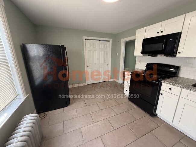 Building Photo - 1101 Washington St