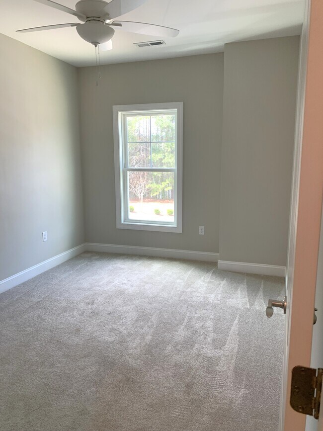 Building Photo - 1479 Lanterns Rest Rd