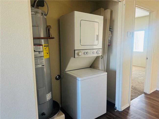 Building Photo - 1765 Central Ave