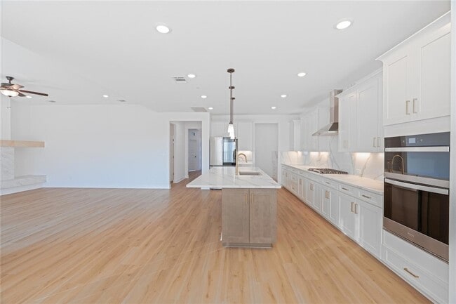 Building Photo - 2924 Zuni Pass