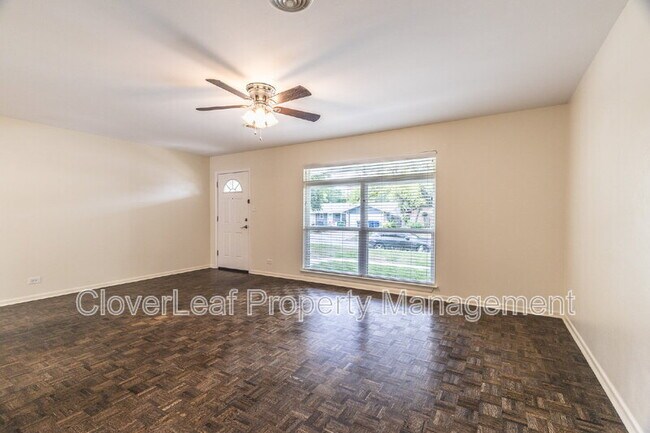 Building Photo - 6331 Peace Pipe Dr
