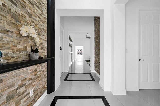 Building Photo - 2952 NW 84th Terrace