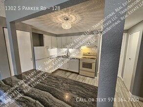 Building Photo - 1302 S Parker Rd