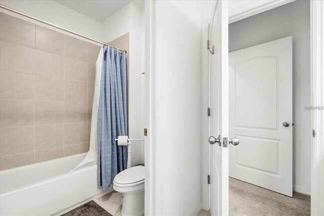 Building Photo - 2710 Bolzano Dr