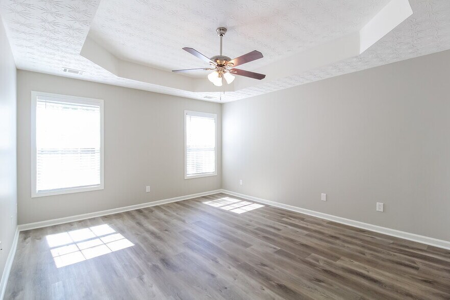 Building Photo - 75 Shadowbrooke Cir SW