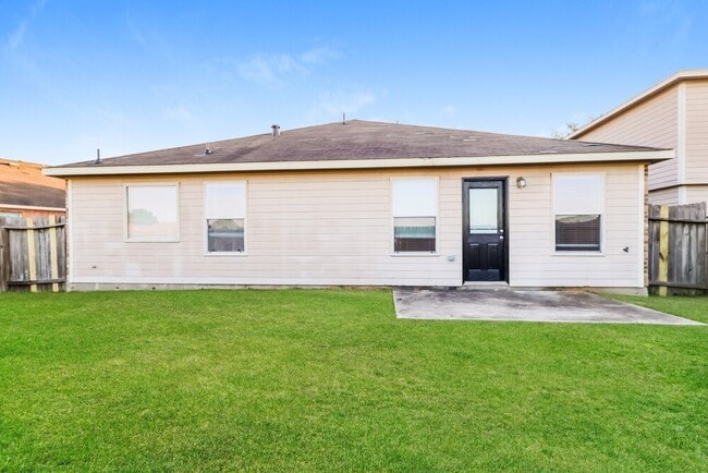 Building Photo - 21639 Kingston Terrace Ln