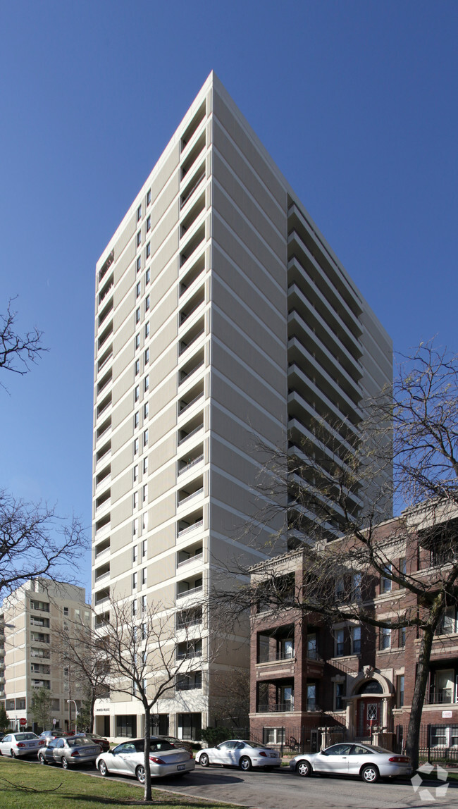 Building Photo - Pioneer Village