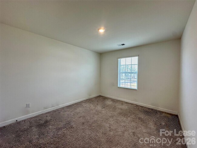 Building Photo - 410 Cranford Dr