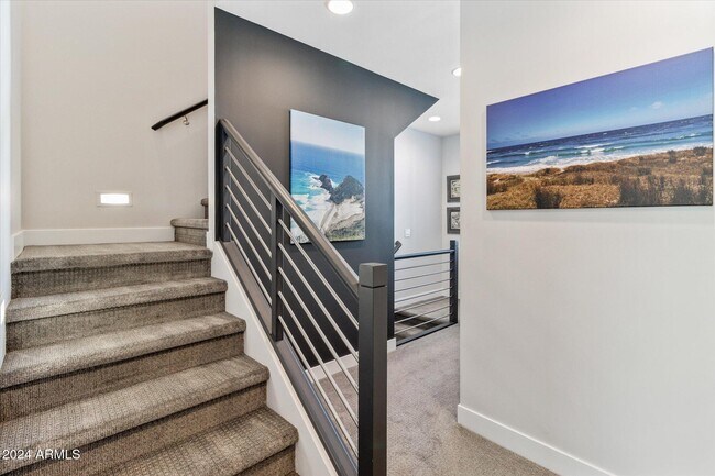 Building Photo - 240 W Missouri Ave