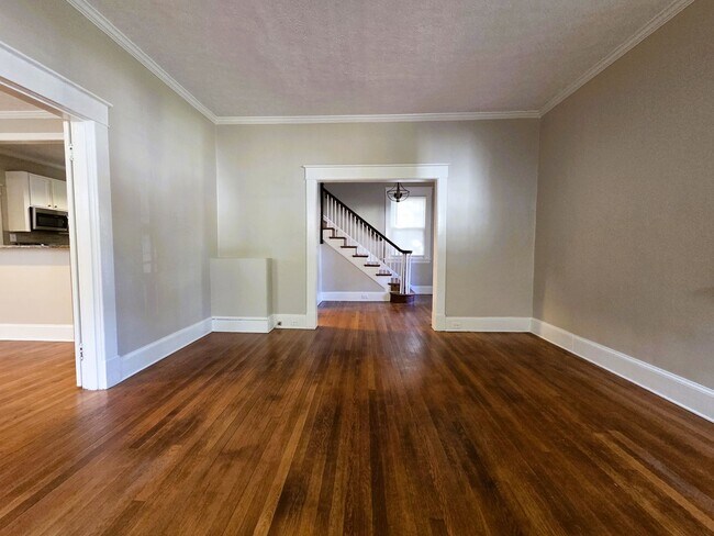 Building Photo - Renovated stately brick home in Forest Hil...