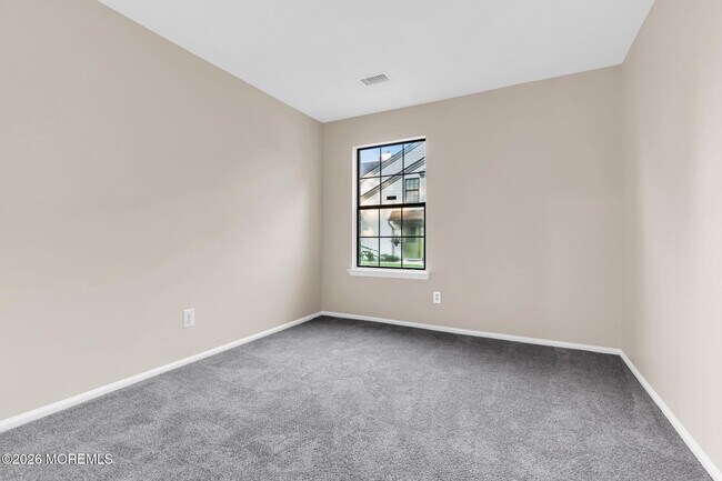 Building Photo - 2101 Bayhead Dr
