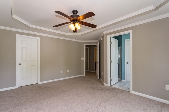Building Photo - 118 Rustic Pine Ct