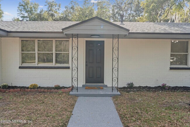 Building Photo - 85064 Radio Ave