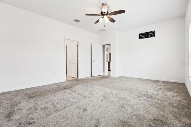 Building Photo - 781 Taurus Ln