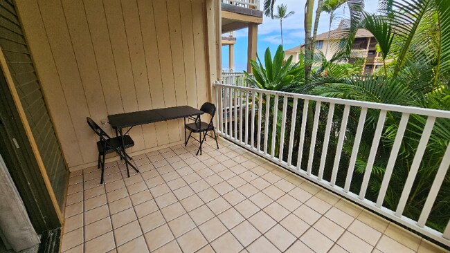 Building Photo - 75-6002-6002 Ali‘i Dr