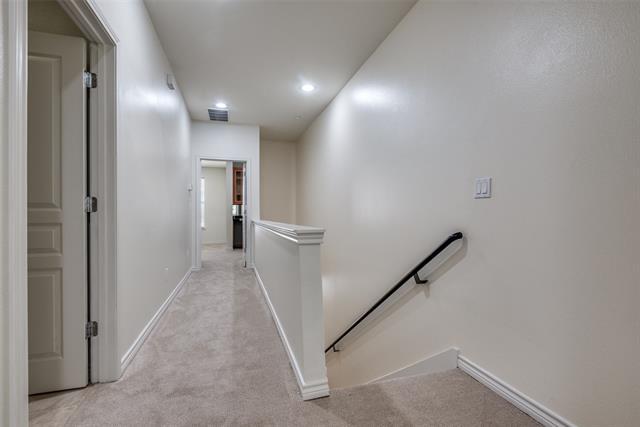 Building Photo - 4225 McKinney Ave