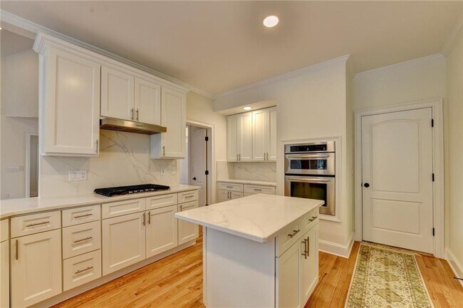 Building Photo - 10645 Honey Brook Cir