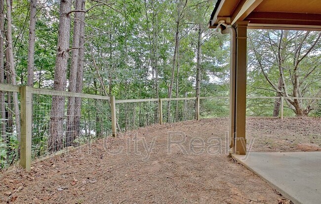 Building Photo - 111 Covington Terrace