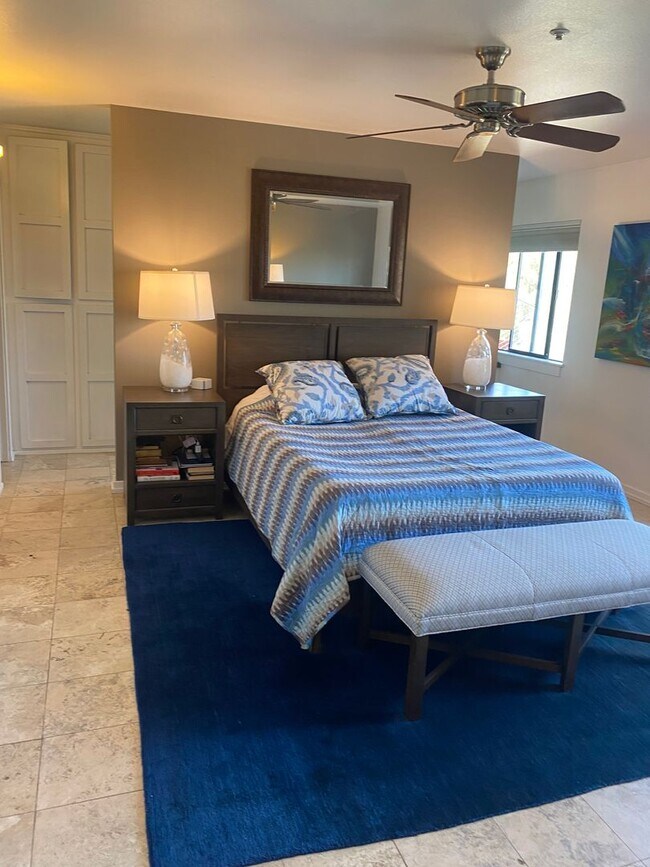 Building Photo - Beautiful Spacious Home in South Park with...