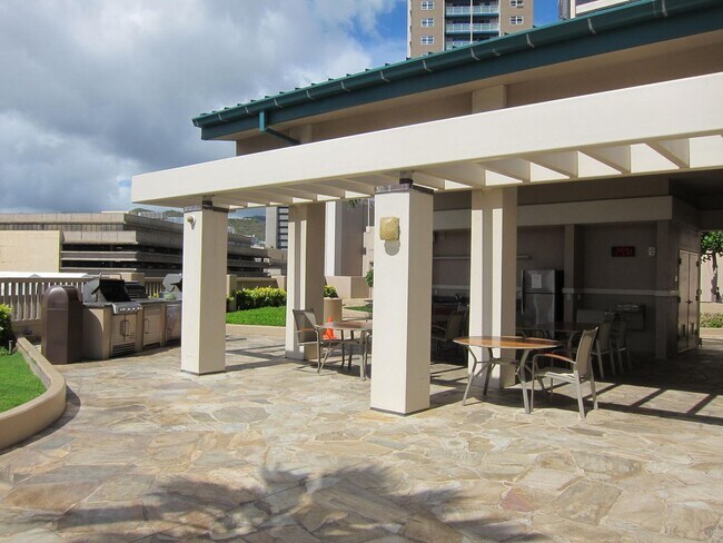 Building Photo - Keola Lai (1/1/1) Kakaako area