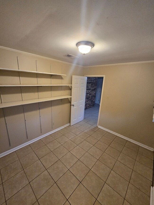 Building Photo - 3 Bedroom 2 Bathroom Brick Home in Pineville - Large Yard - $1600 per month