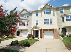 Building Photo - 1207 Heritage Links Dr