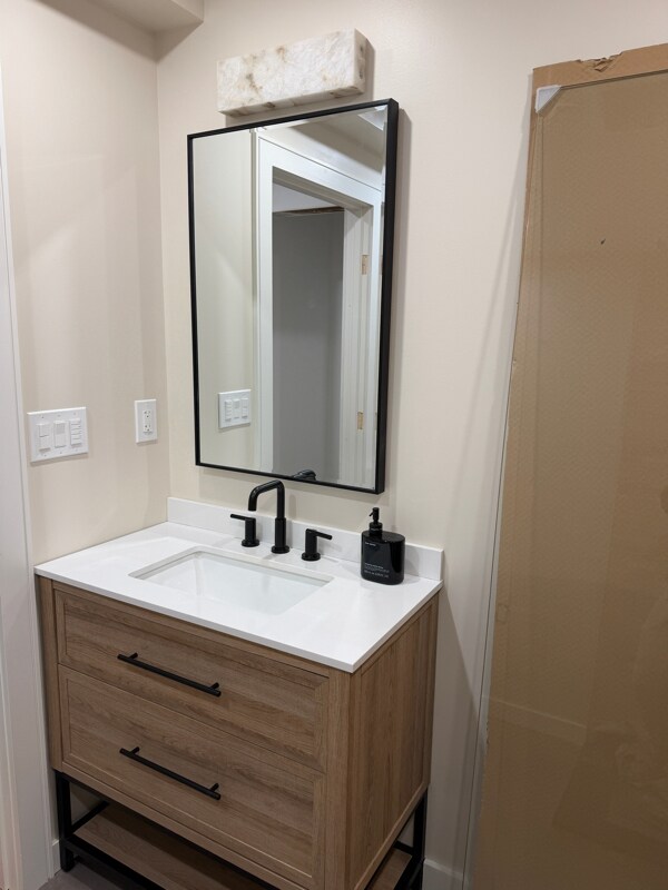 Building Photo - 314 Springfield St