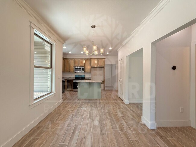 Building Photo - Bella Vista Single-Family Home- 2 Bed/ 2 Bath - Well-Crafted Camden Plan